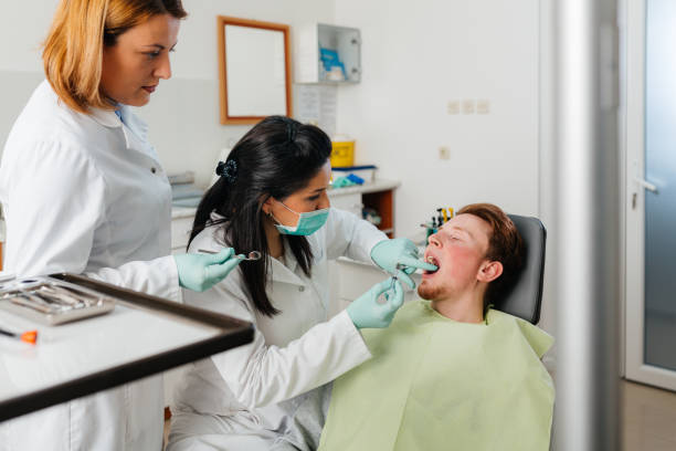 Best Broken or Cracked Tooth Emergency Dentist in Davidson, NC